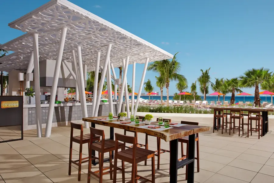 Barefoot Grill poolside restaurant