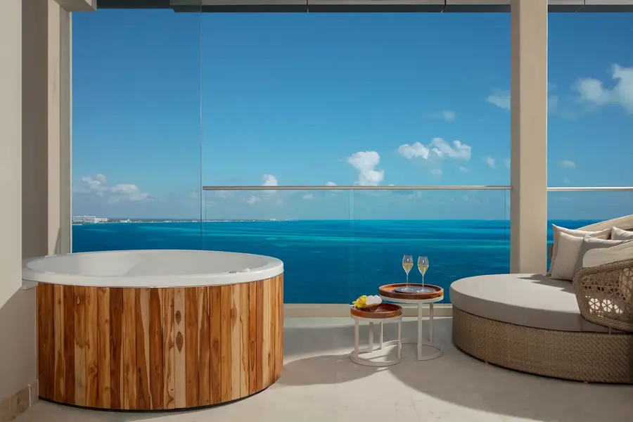 Presidential suite whirlpool terrace