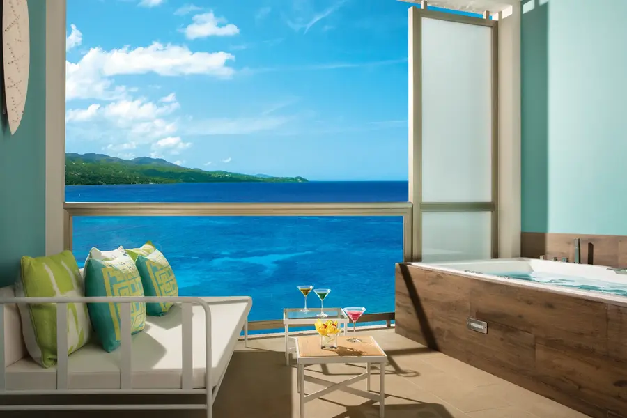 Ocean view balcony