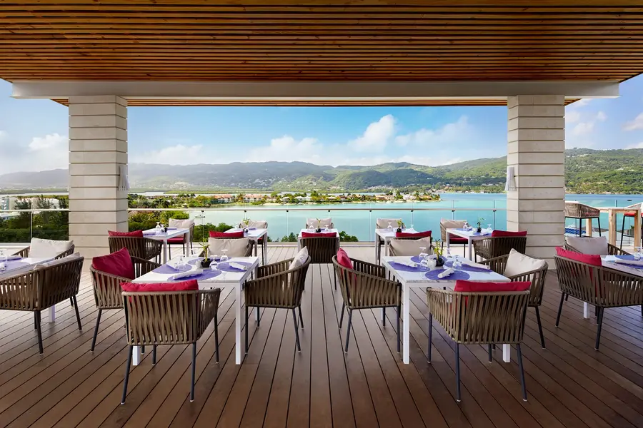Altitude international fusion restaurant