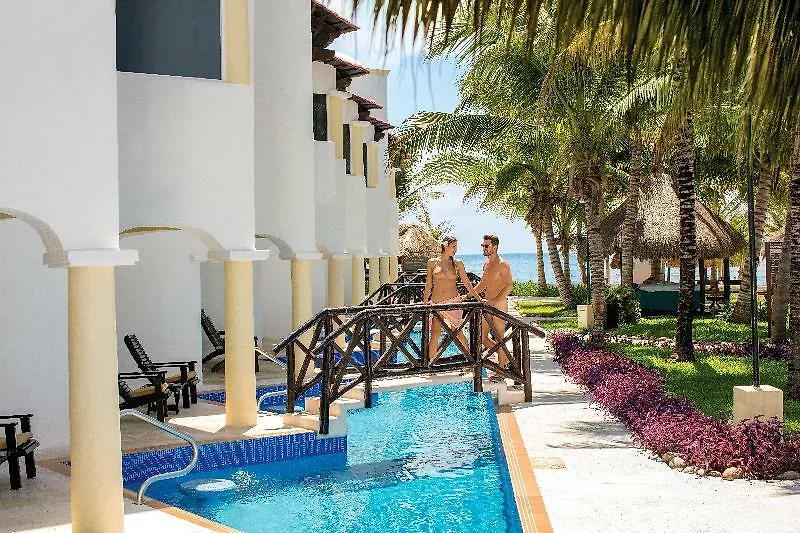 Nude couple at the lazy river